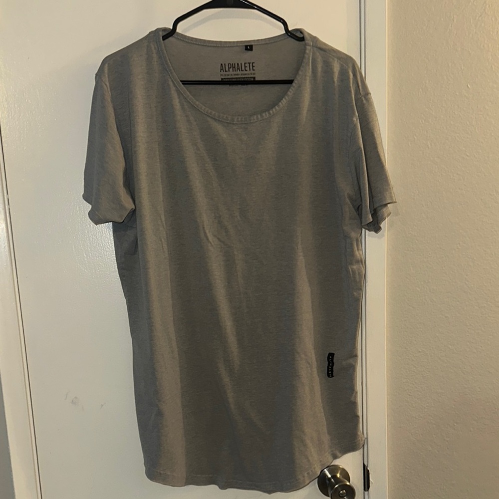 Alphalete Classic Gray Short Sleeve Tee